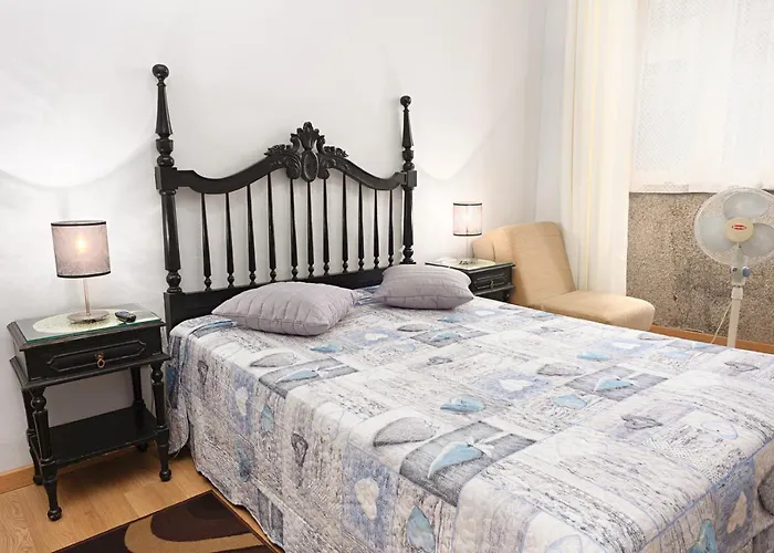Almada Guest House OOporto